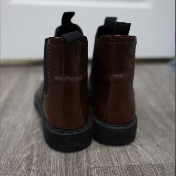 Women's Flat Wingtip Ankle Boots Brown - Picture 3 of 3